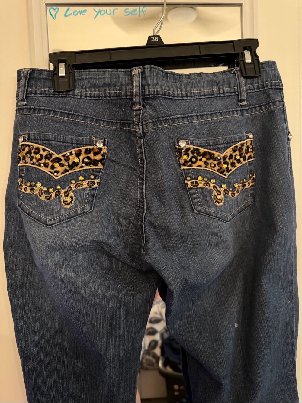 Women’s Dark Blue Denim Jeans with Leopard Embroidered Pockets